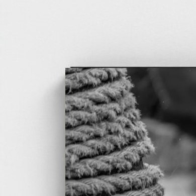 Black frame · box · no mount