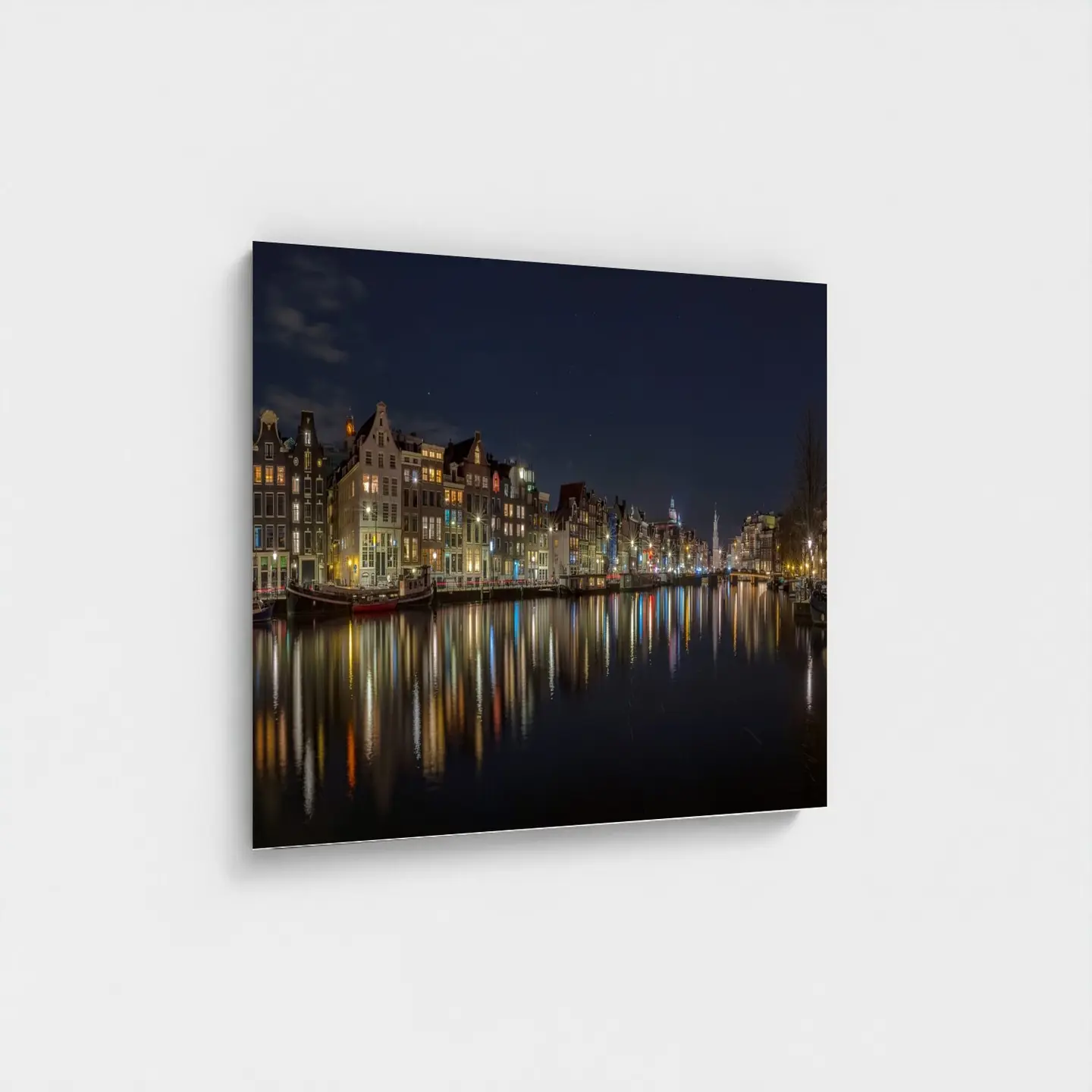 Black frame · box · no mount