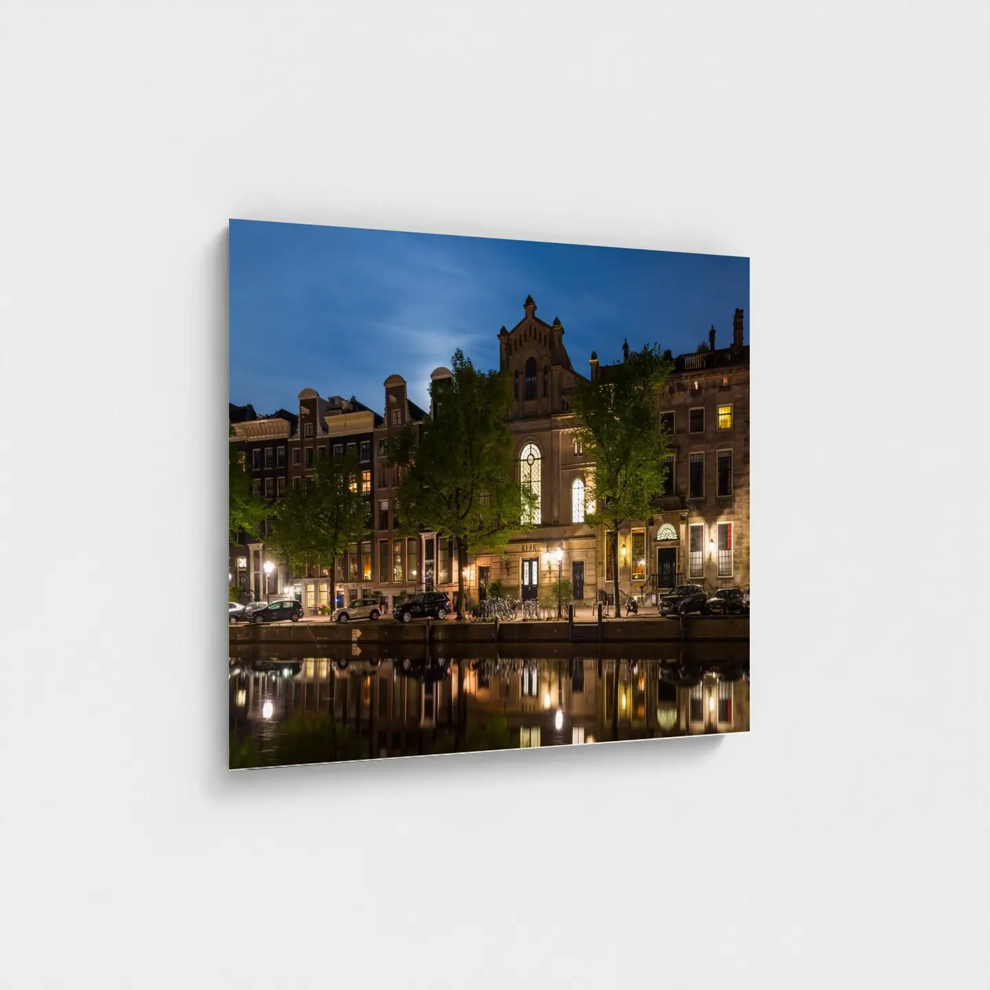 Black frame · box · no mount