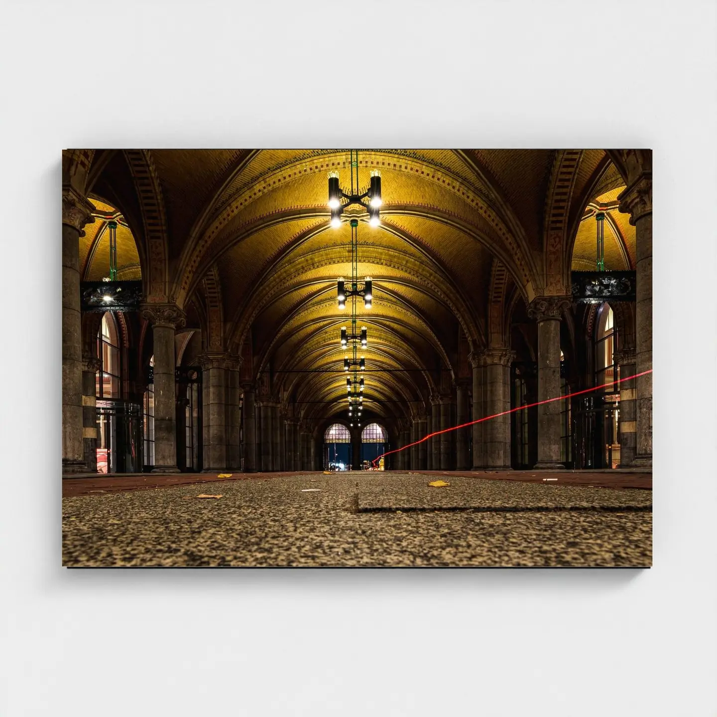Black frame · box · no mount
