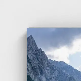 Black frame · box · no mount