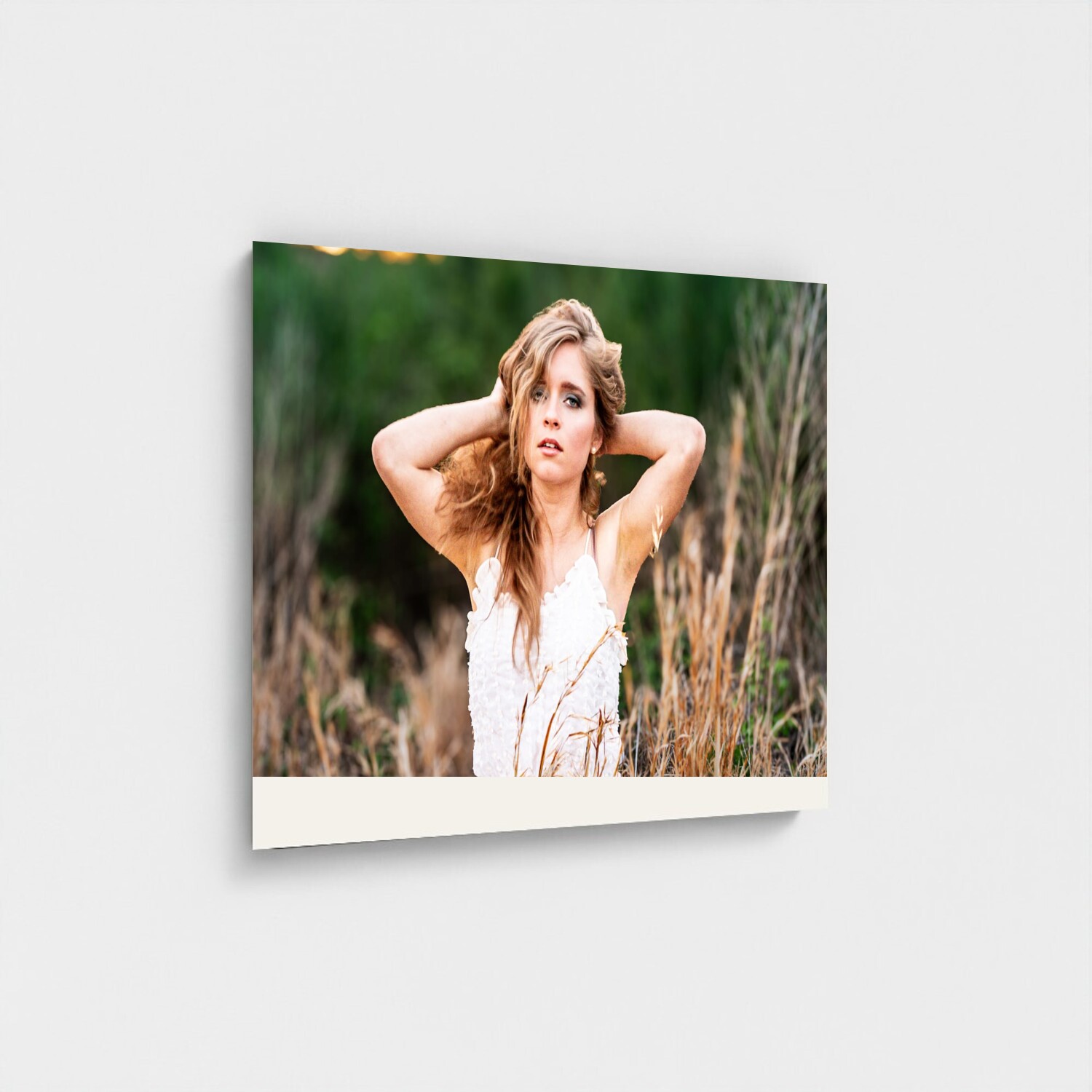 Black frame · box · no mount