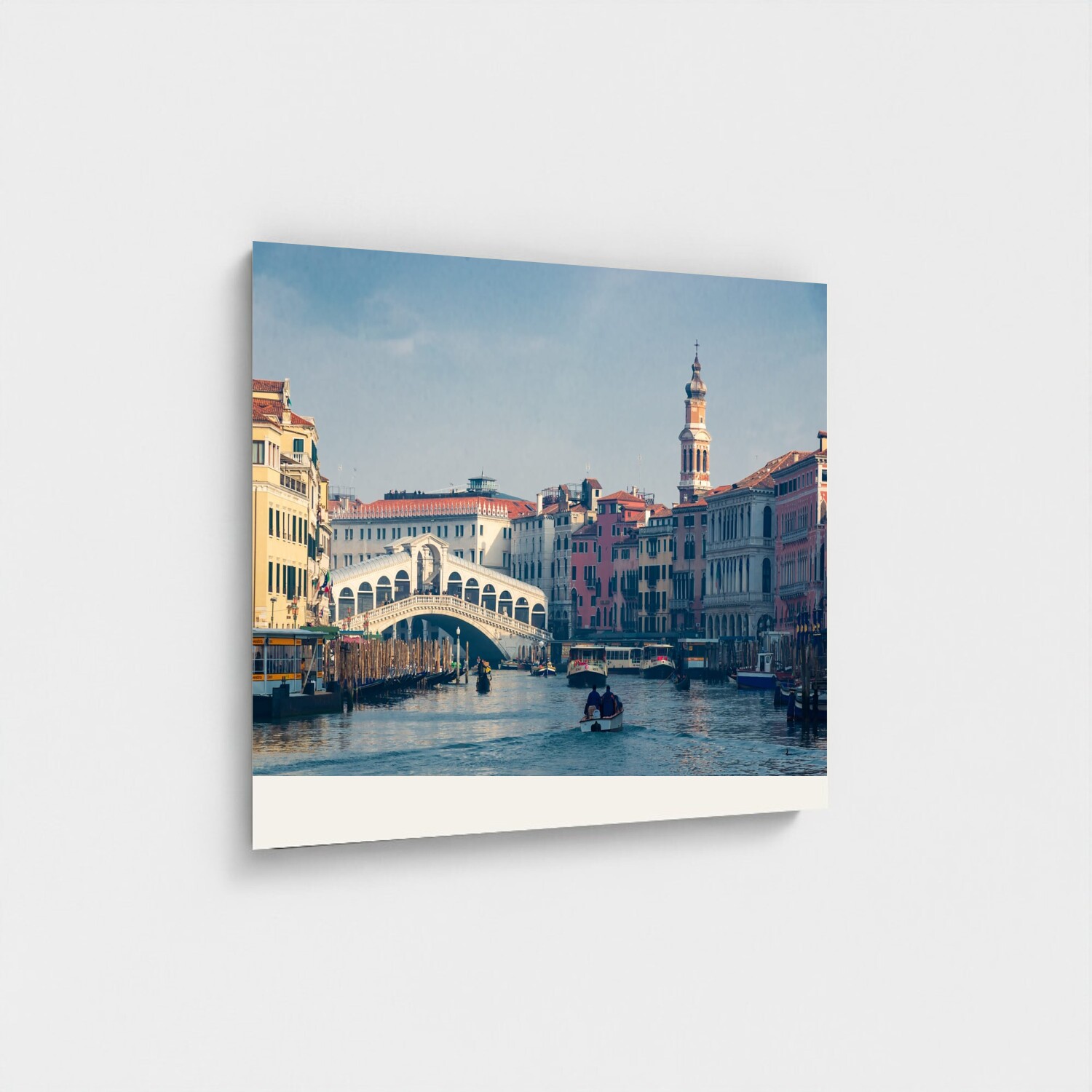 Black frame · box · no mount