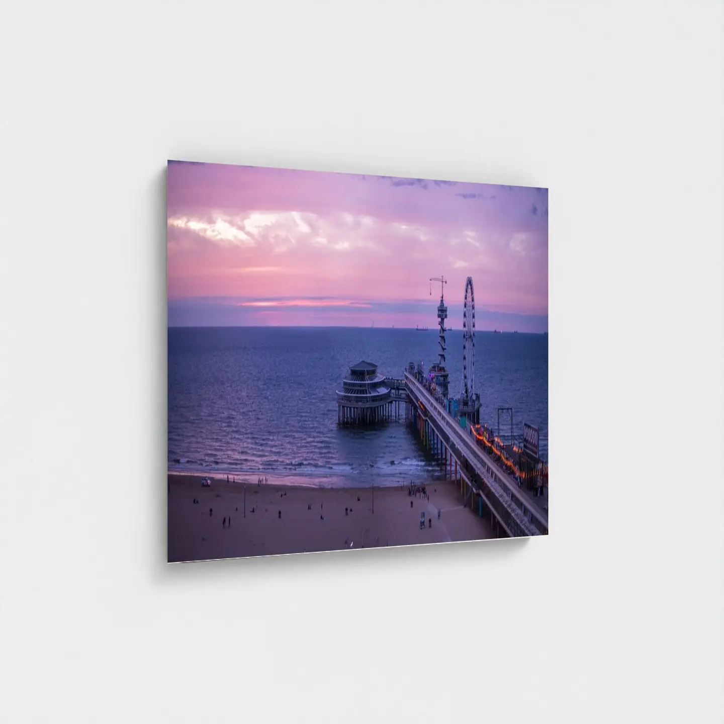 Black frame · box · no mount