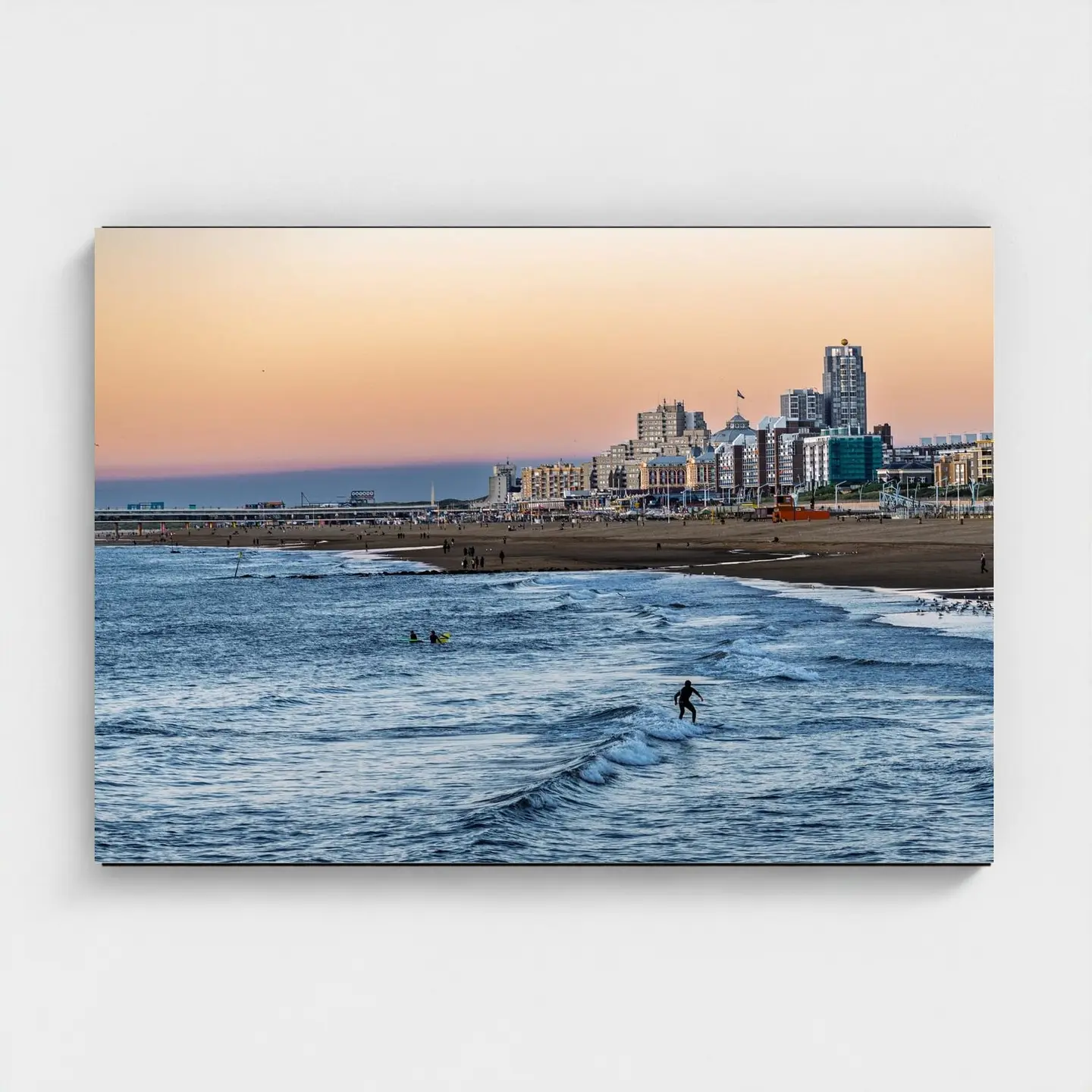 Black frame · box · no mount