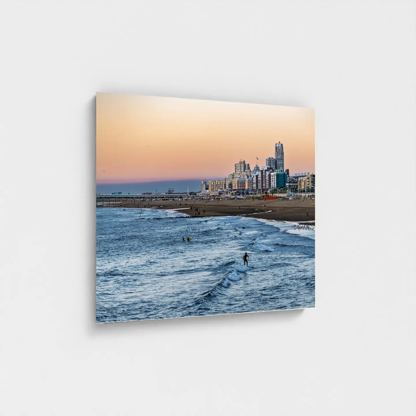 Black frame · box · no mount